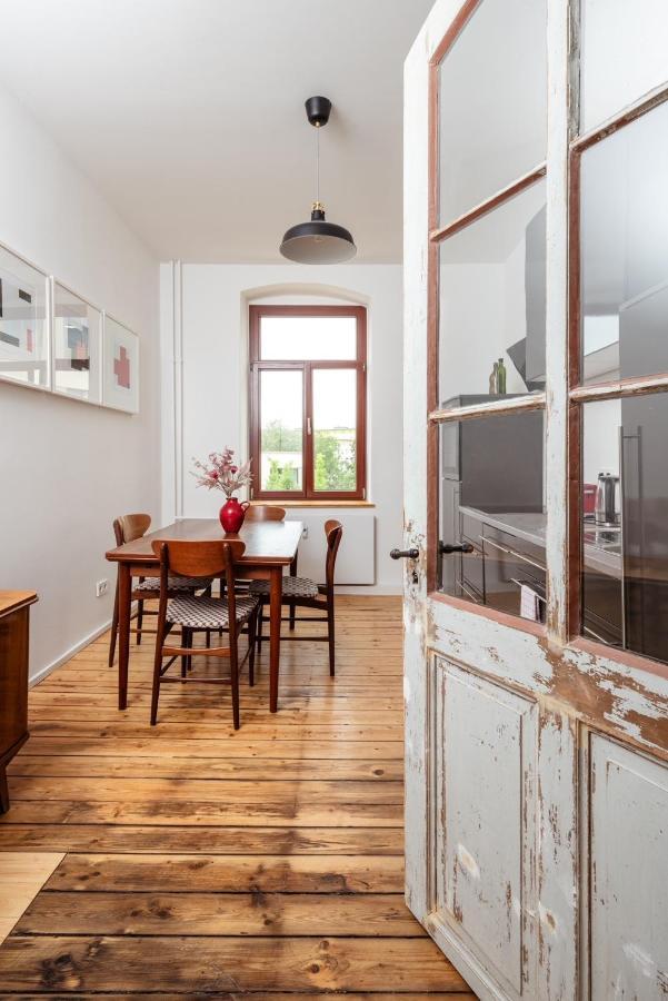 Kuenstlerzimmer Im Kulturhaus Haeselburg Gera Buitenkant foto