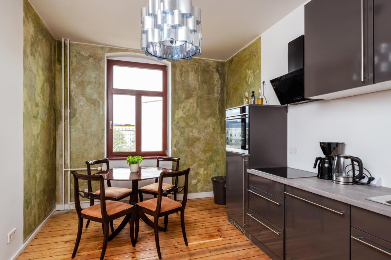 Kuenstlerzimmer Im Kulturhaus Haeselburg Gera Buitenkant foto