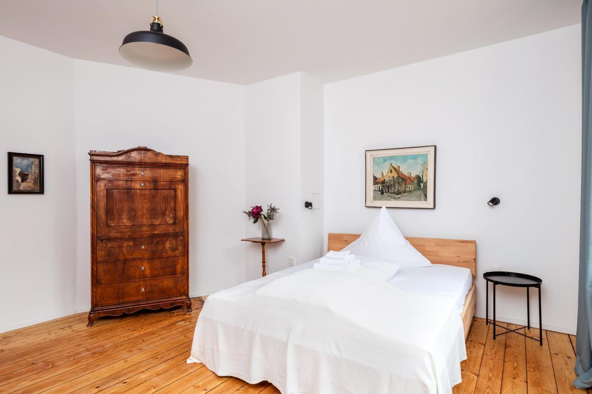 Kuenstlerzimmer Im Kulturhaus Haeselburg Gera Buitenkant foto