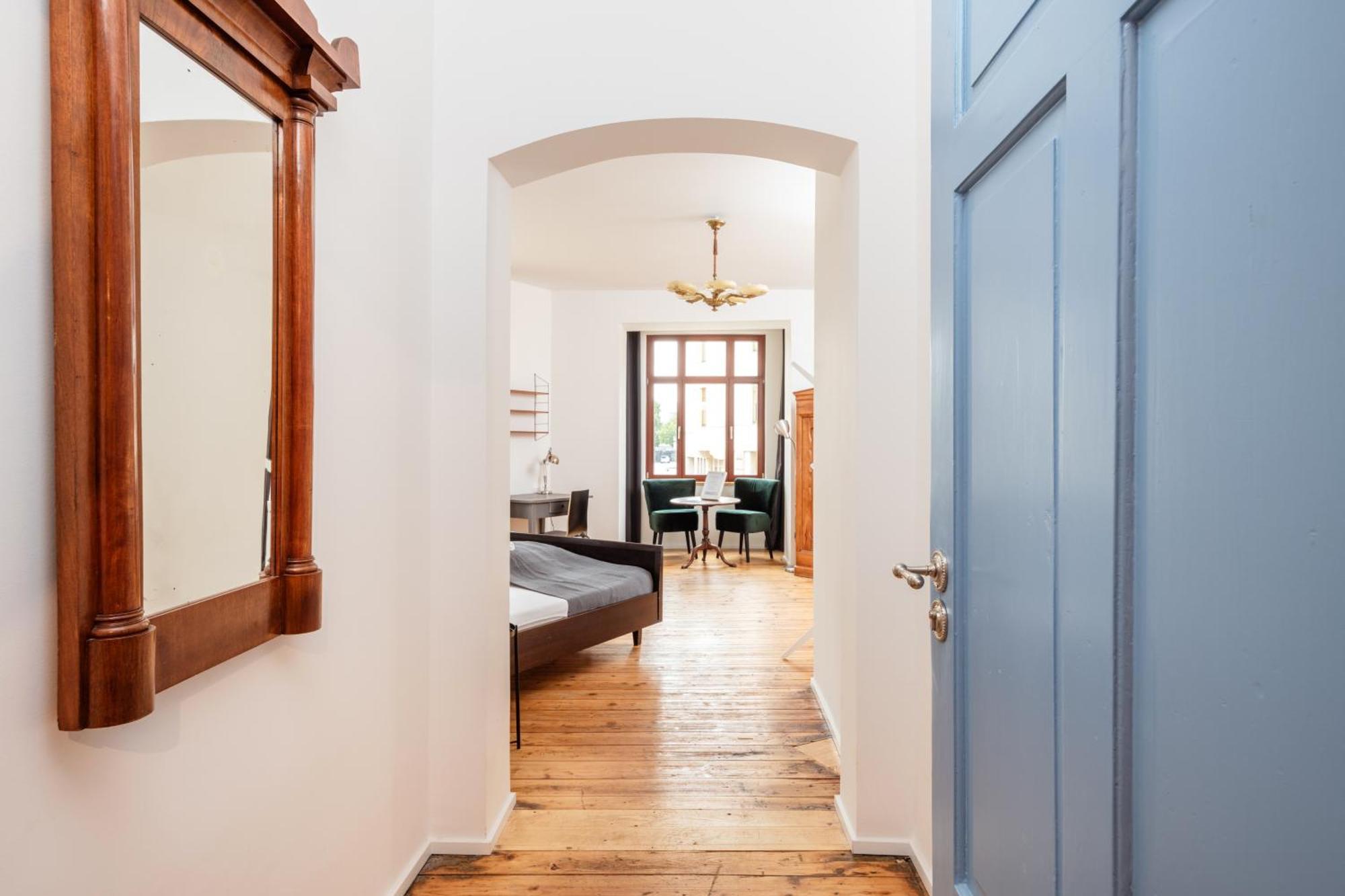 Kuenstlerzimmer Im Kulturhaus Haeselburg Gera Buitenkant foto