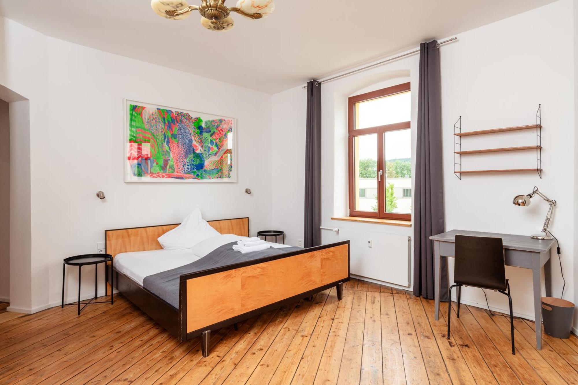 Kuenstlerzimmer Im Kulturhaus Haeselburg Gera Buitenkant foto
